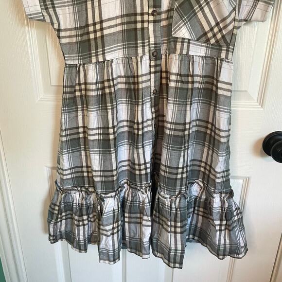 NWT Blu Pepper Anthro Green Plaid Short Sleeve Button Front Ruffle Dress Size S - Picture 3 of 7